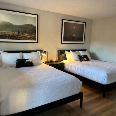 Western Lodge 斯廷博特斯普林斯 外观 照片