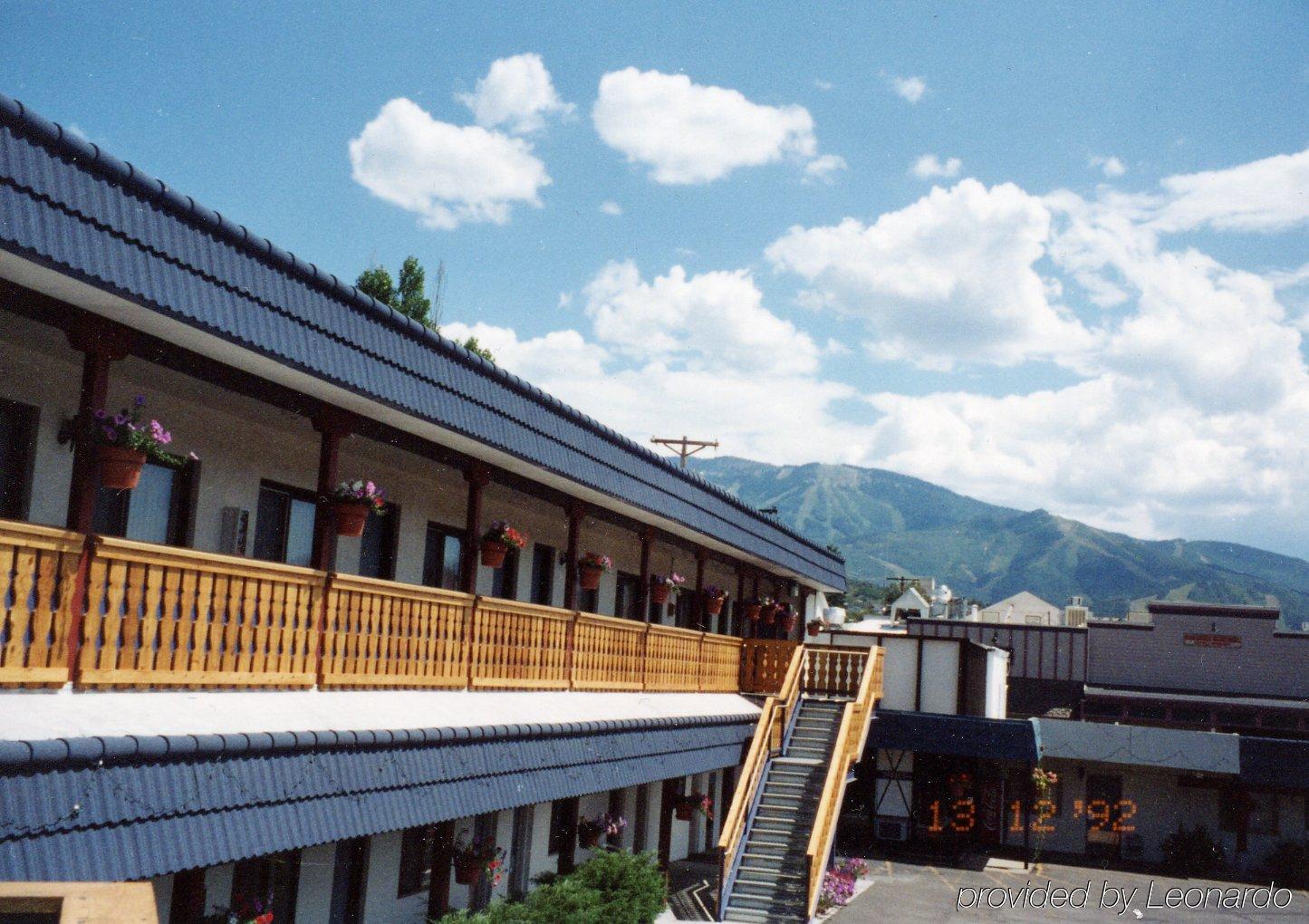 Western Lodge 斯廷博特斯普林斯 外观 照片