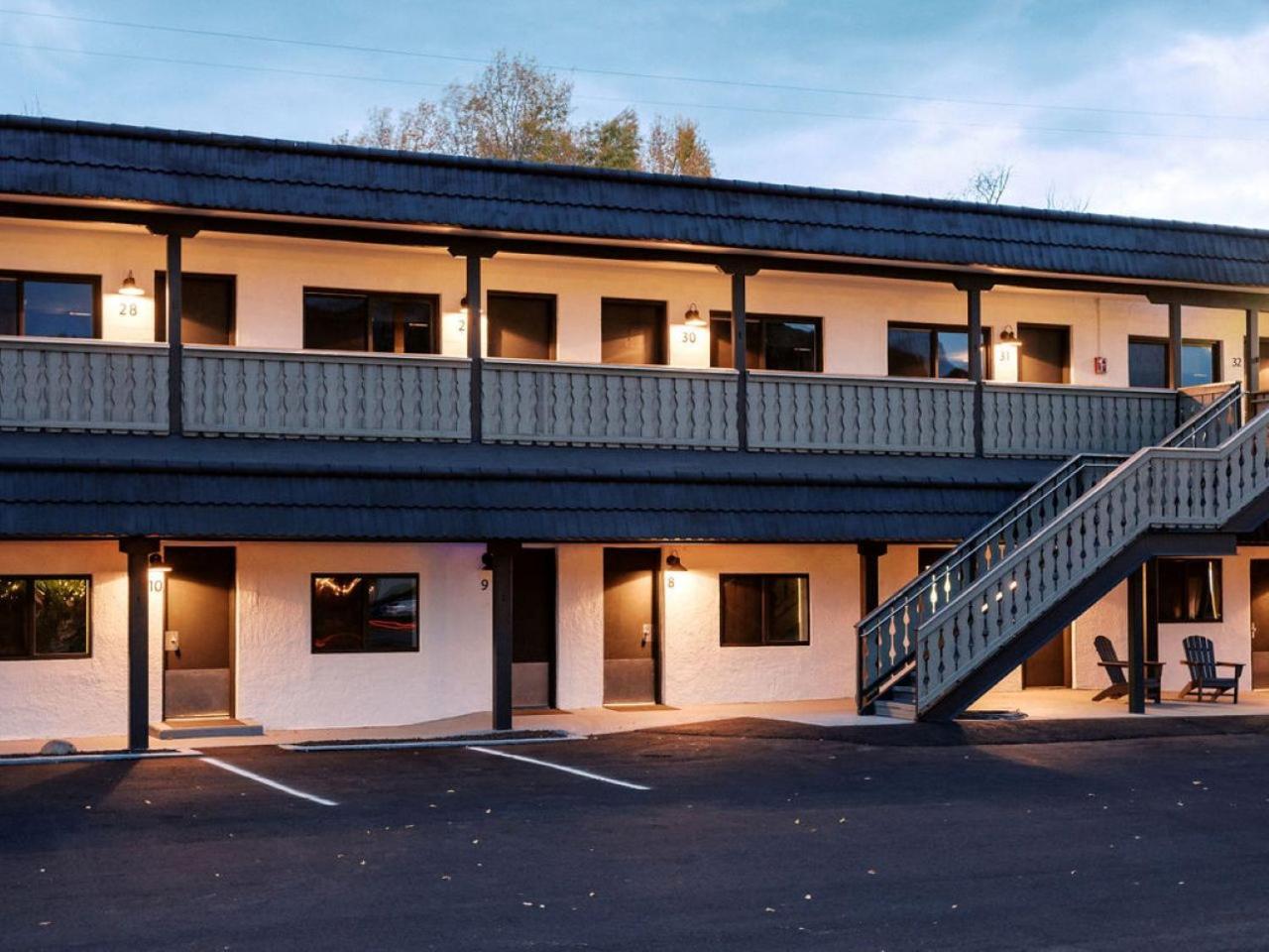 Western Lodge 斯廷博特斯普林斯 外观 照片